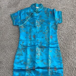 Women’s traditional Chinese dress